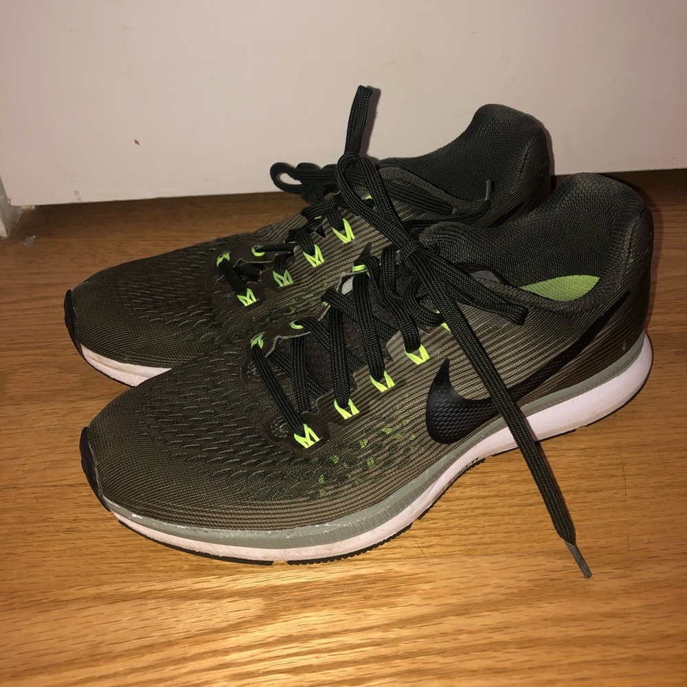 Nike Zoom Pegasus 34 Green Athletic Running Shoes
